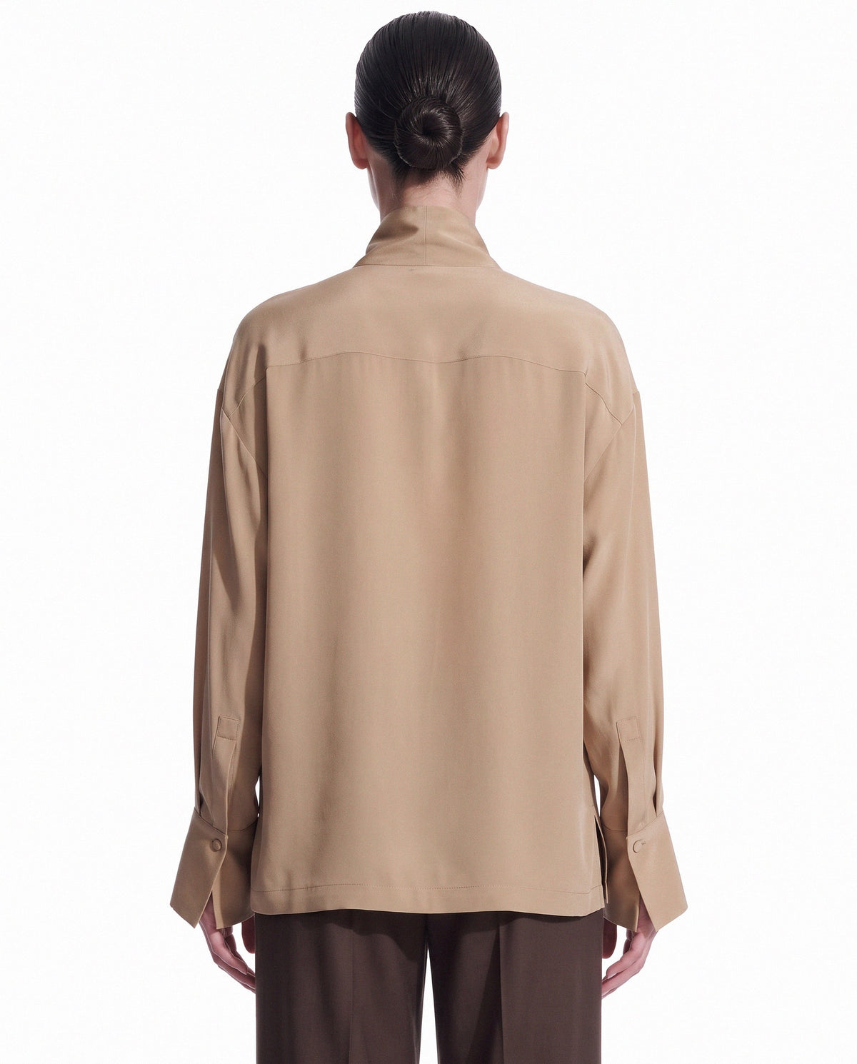 BLUSA A PORTAFOGLIO CON COLLO ALTO