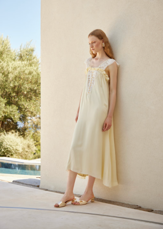 ABITO MIDI GIALLO PASTELLO CON PIZZO E RICAMI