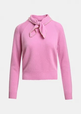 Pink wool-cashmere sweater with pearl-embellished bow collar