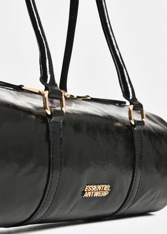 Black glossy shoulder baguette bag