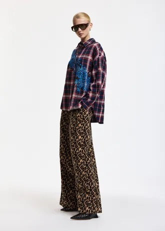 Camicia oversize a quadri rossi, navy e blu decorata con paillettes