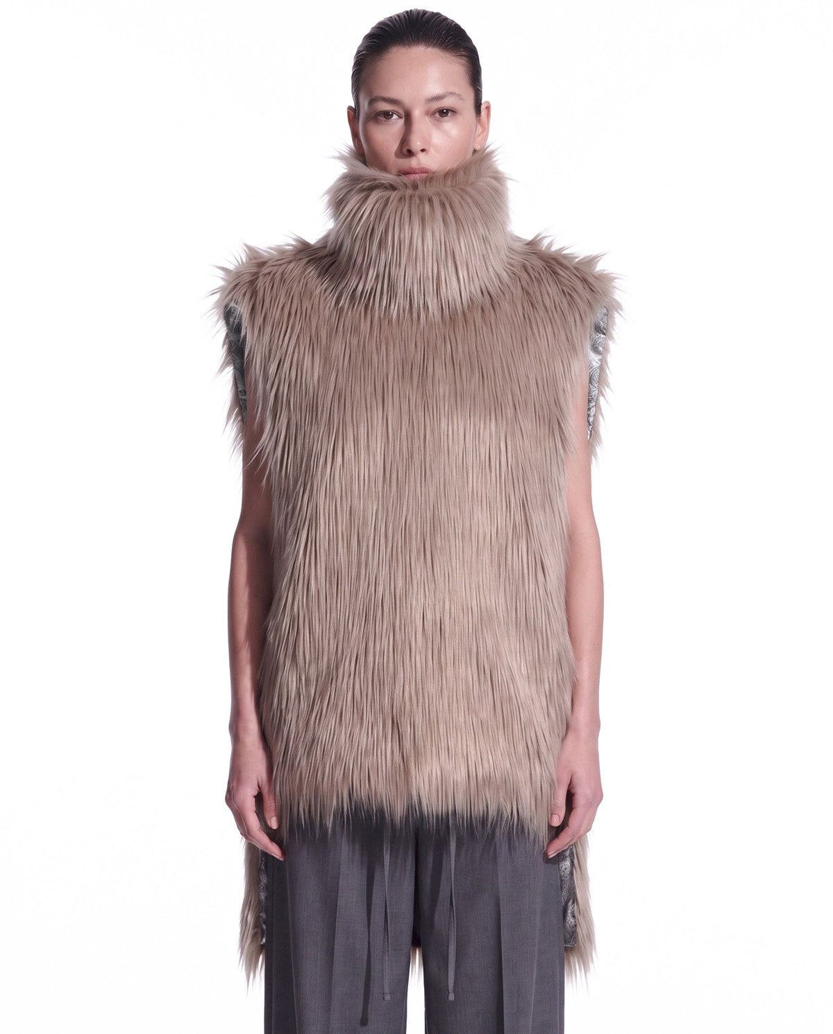 GILET LUNGO IN FAUX FUR