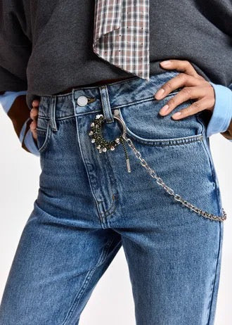 Blue organic cotton straight-leg jeans with ruched hem and detachable chain detial